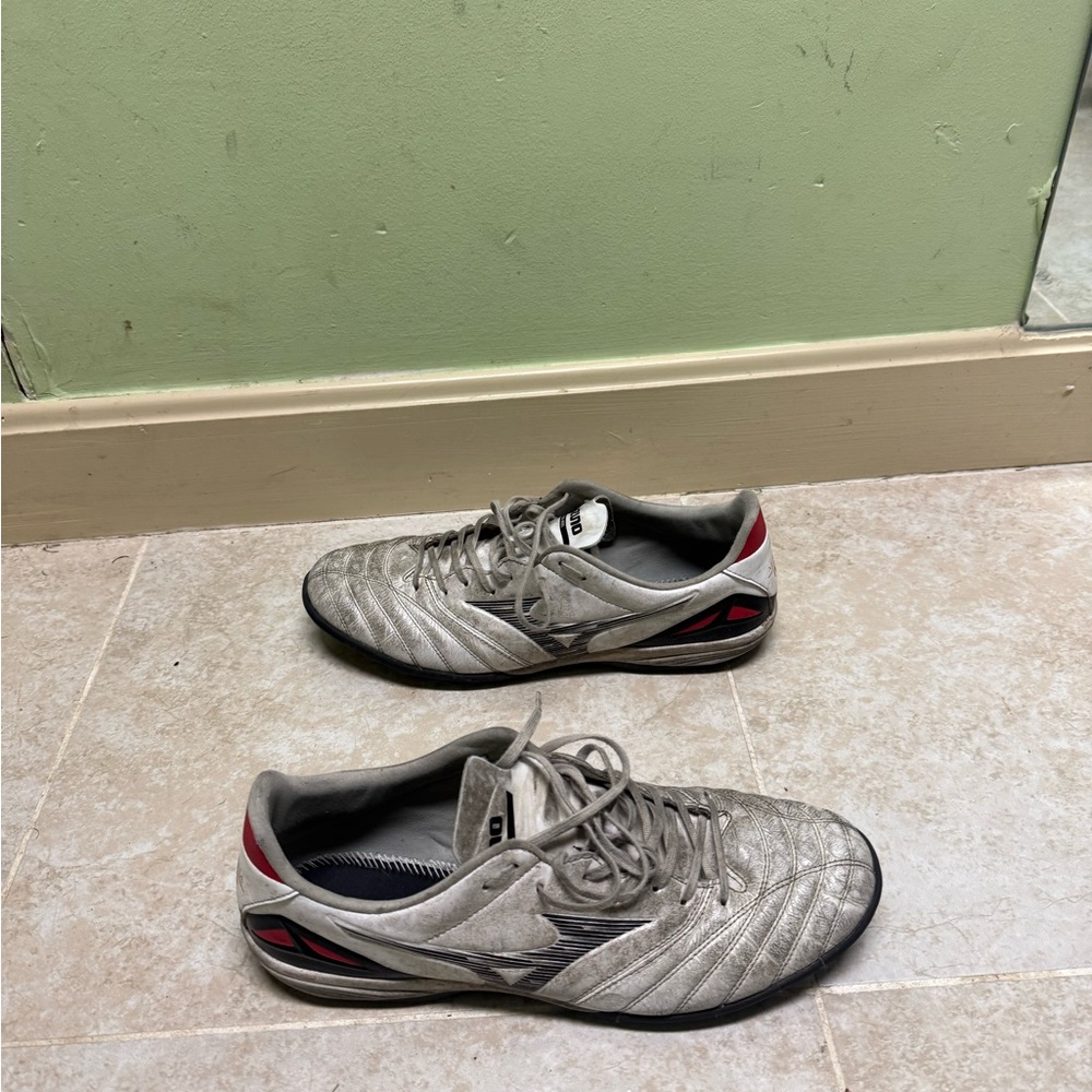 Mizuno Morelia Neo Turf